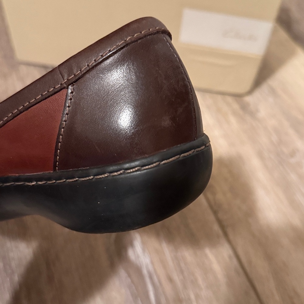 EUC Women’s Clarks Ashland Bubble Loafer - Picture 5 of 7